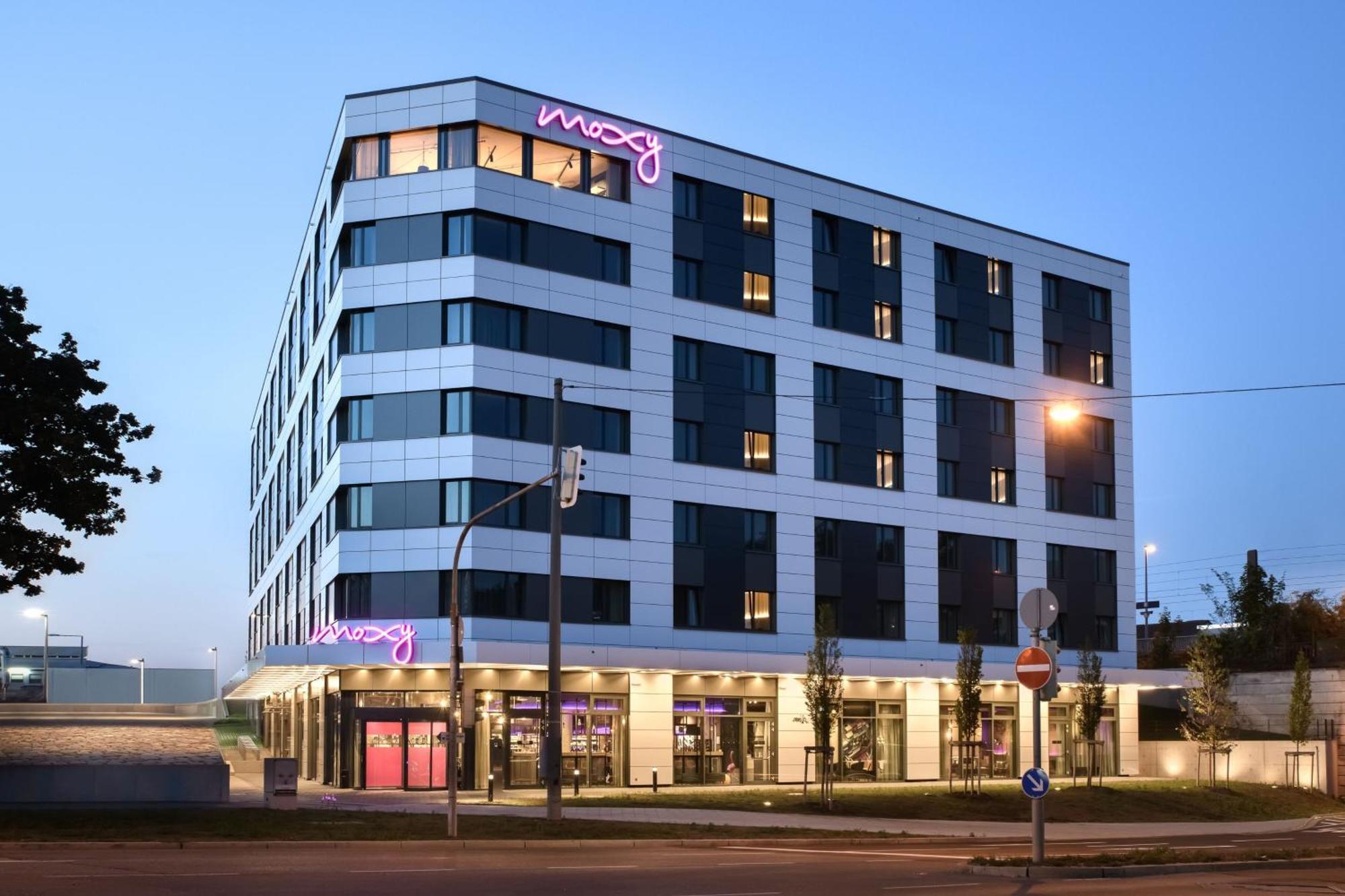 Moxy Stuttgart Feuerbach Hotel Luaran gambar