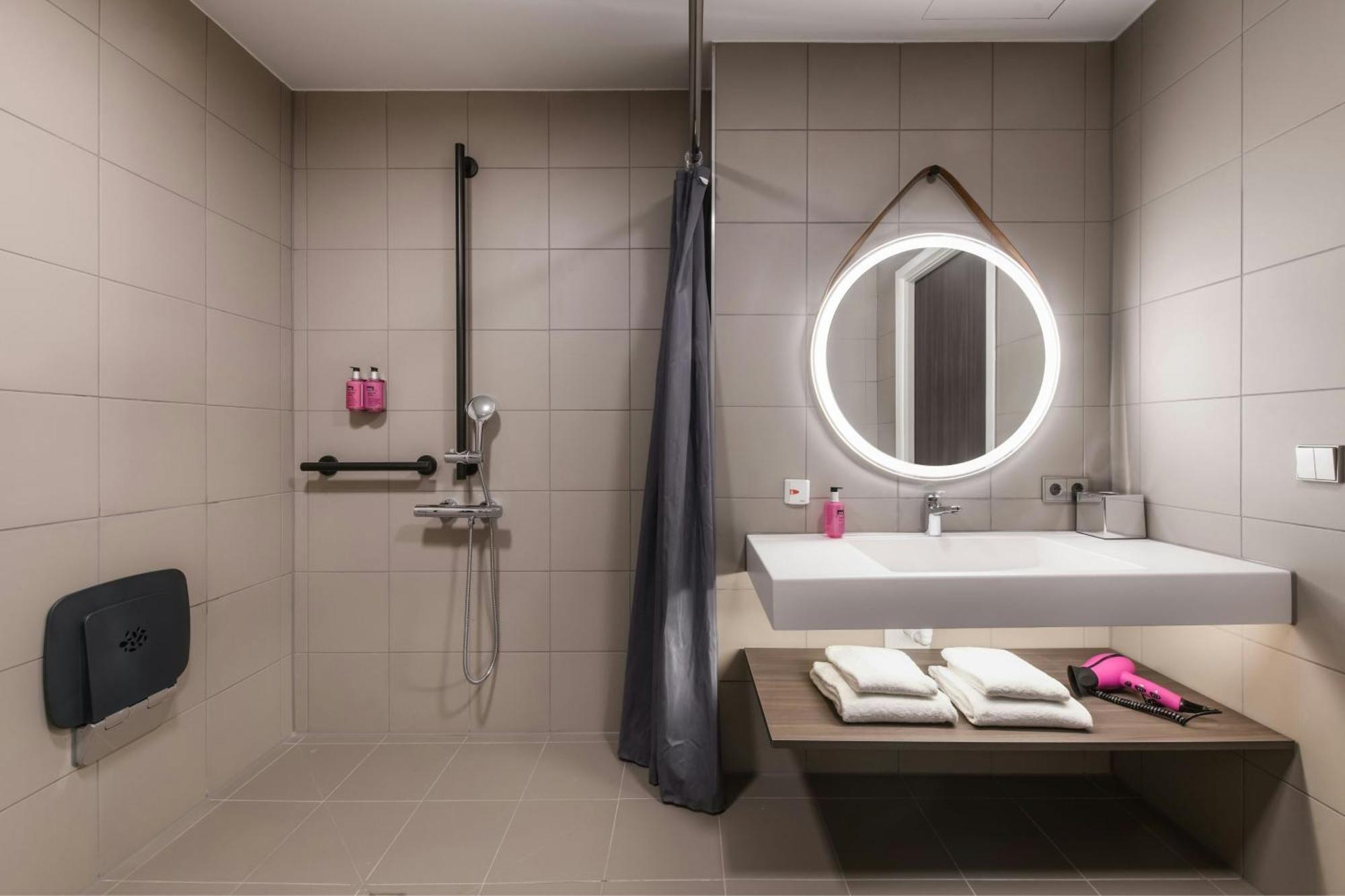Moxy Stuttgart Feuerbach Hotel Luaran gambar