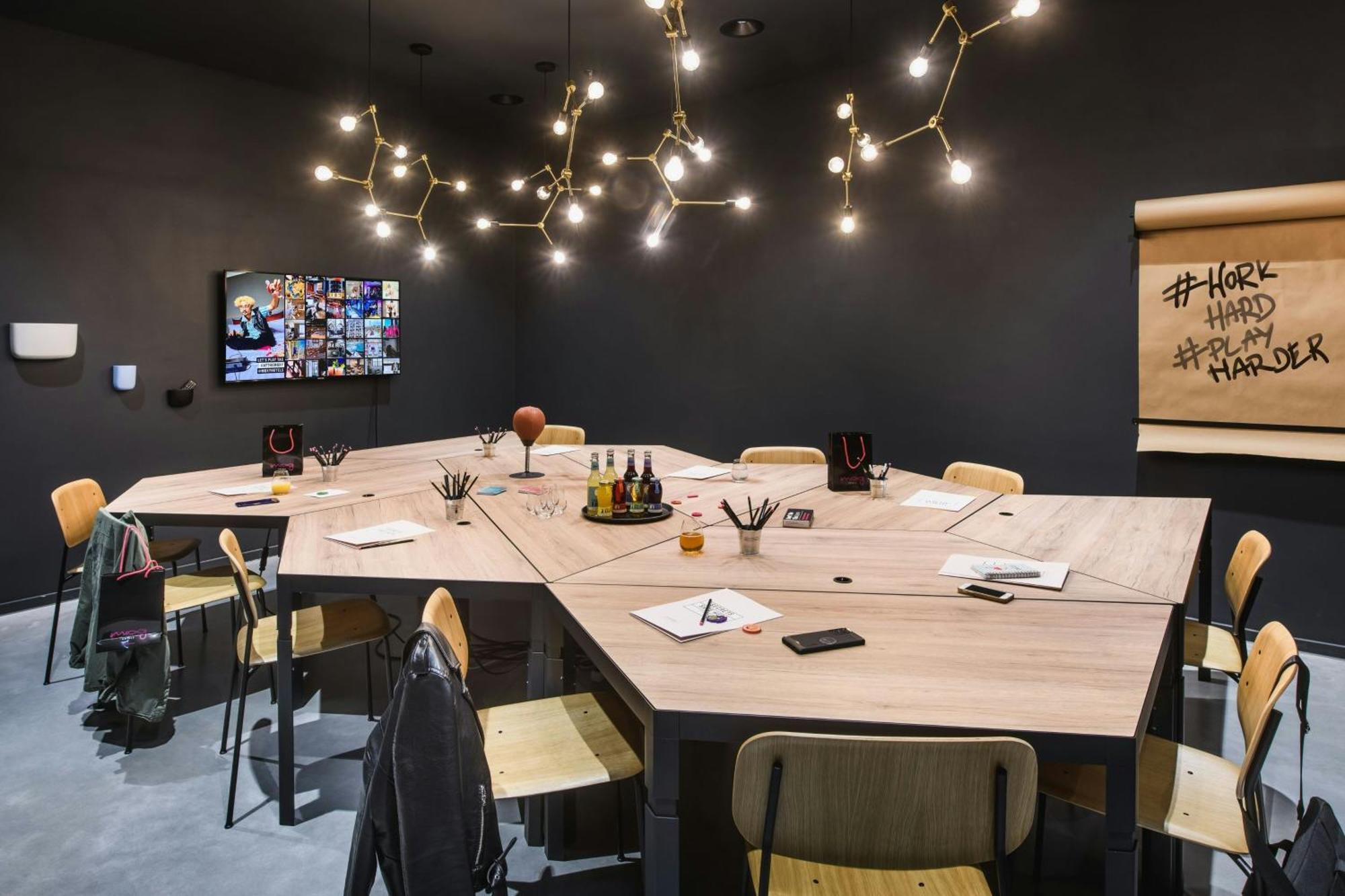 Moxy Stuttgart Feuerbach Hotel Luaran gambar